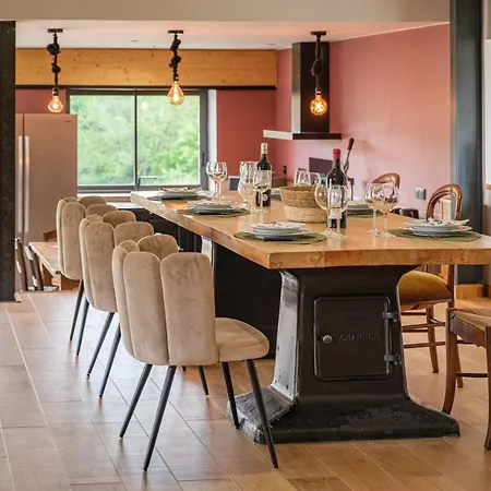 Σπίτι διακοπών Ferme De Standing En Pleine Nature La Chapelle-Faucher