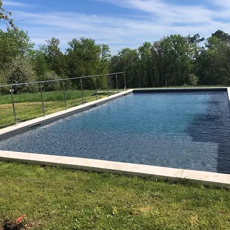 Ferme De Standing En Pleine Nature * La Chapelle-Faucher