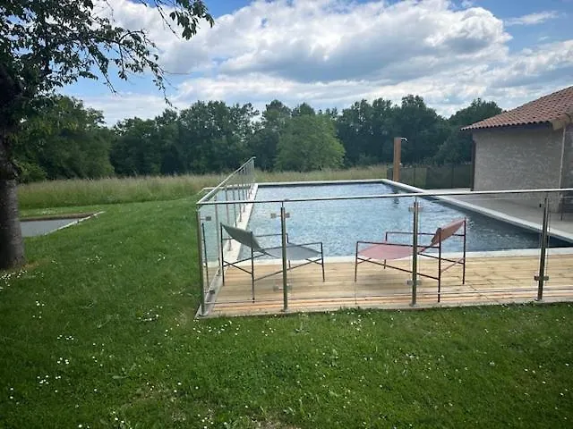 Ferme De Standing En Pleine Nature Casa vacanze La Chapelle-Faucher